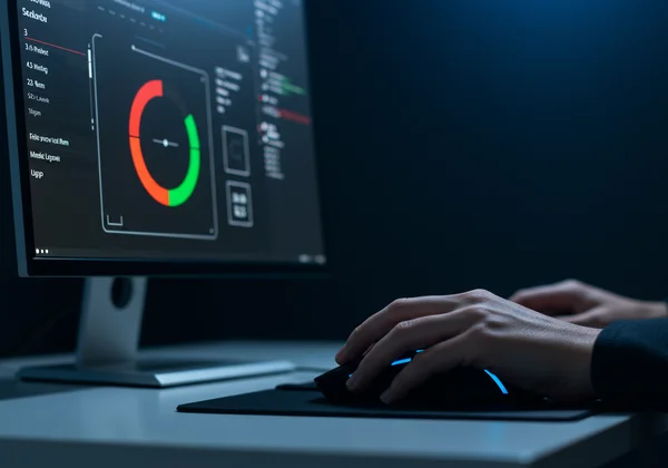Person interacting with a digital reaction time test